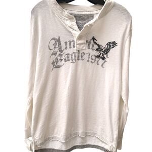 American Eagle Men's Long Sleeved top size Large